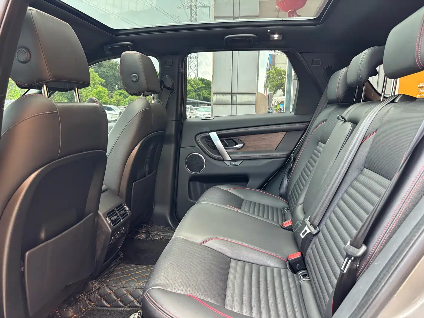 Land Rover Discovery Sport 2021 249PS R-Dynamic S Performance Edition фото 12