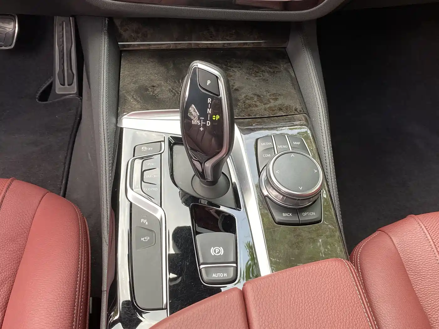 BMW 5 Series 2018 530Li Premium M Sport Package фото 13