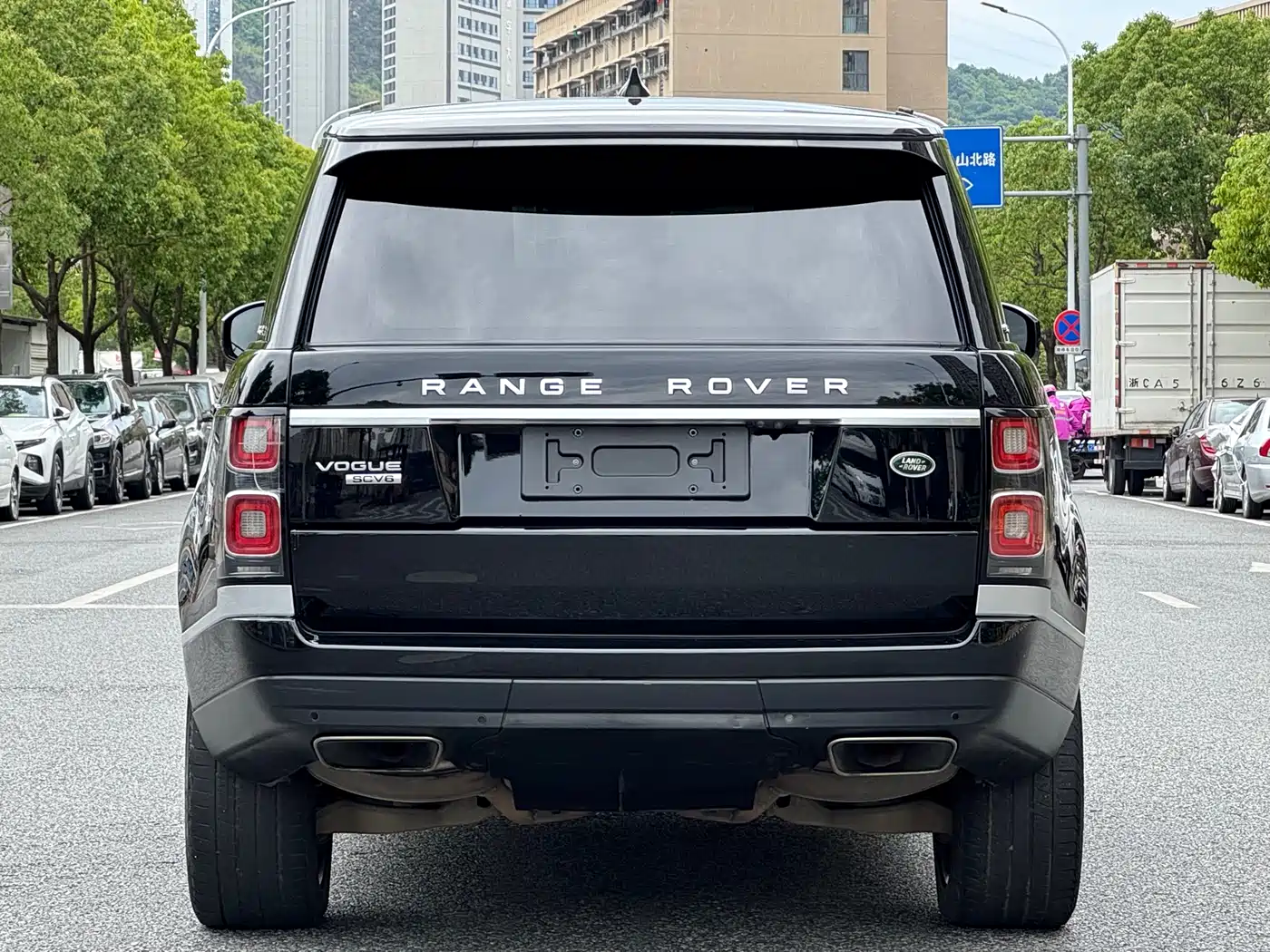 Land Rover Range Rover 2018 3.0 SC V6 Vogue Heritage Extended Edition фото 5