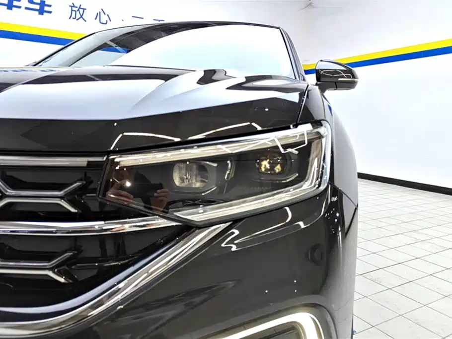 Volkswagen Tayron 2023 330TSI 2WD Luxury Plus Advanced Edition фото 5