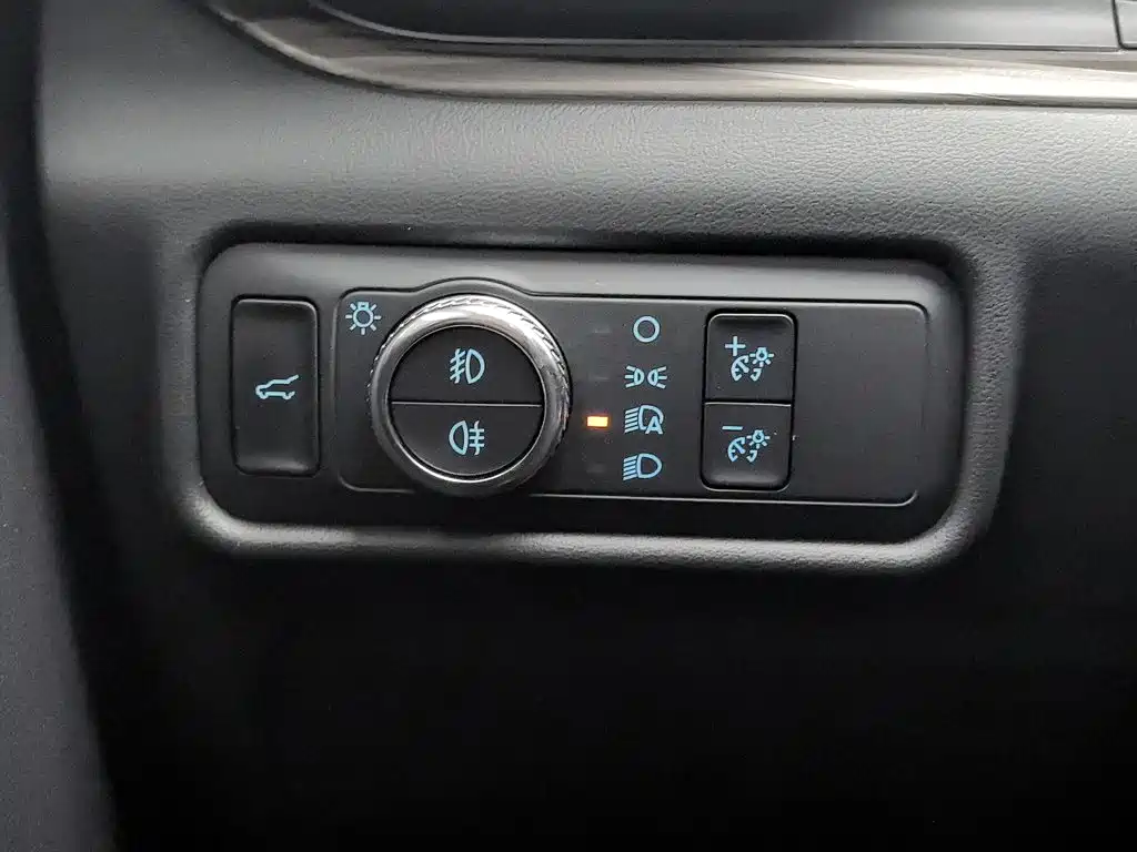 Ford Explorer 2020 2020 EcoBoost 285 AWD Titanium Edition 7-Seater