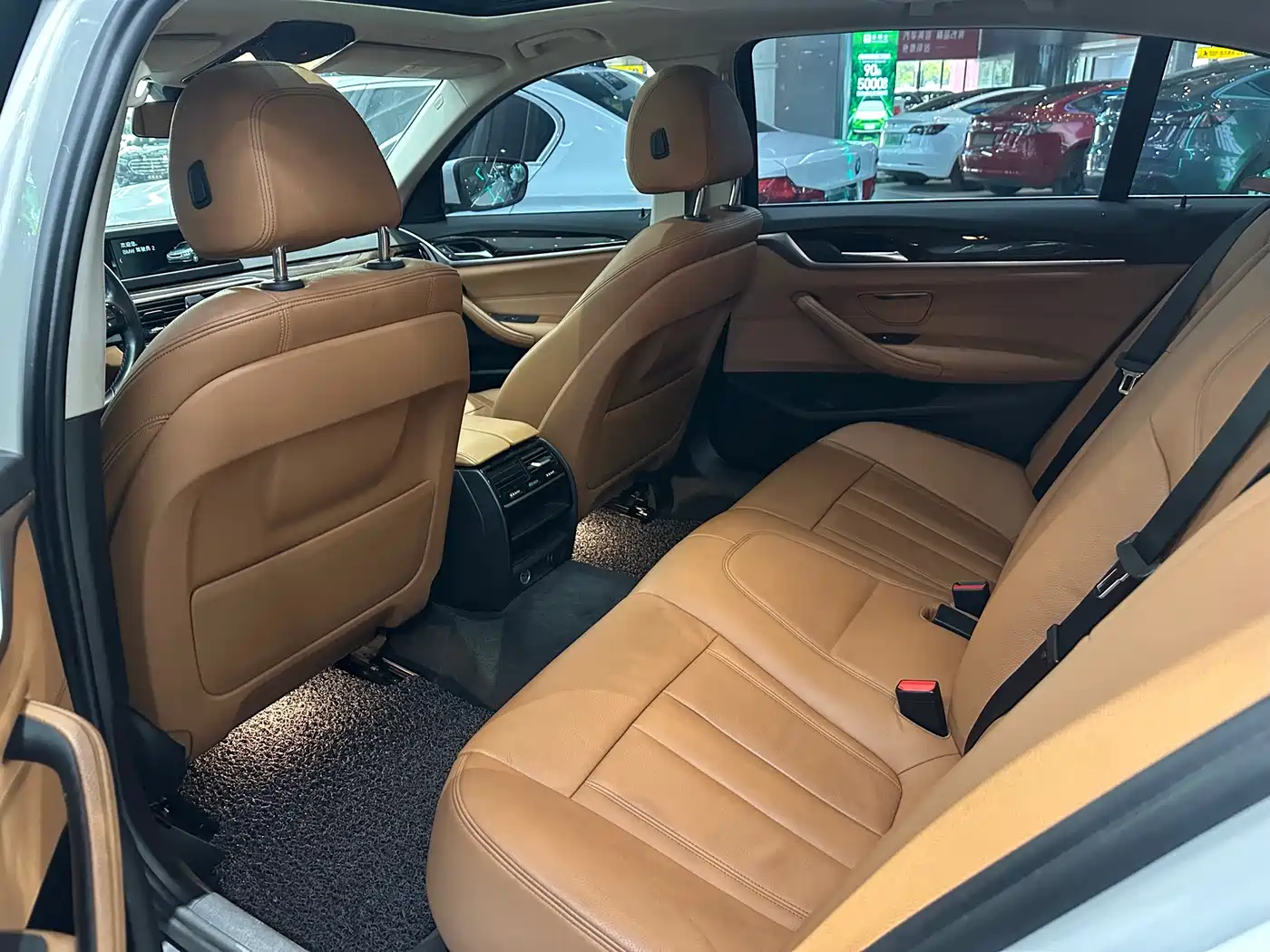 BMW 5 Series 2018 528Li Launch Special Edition фото 8