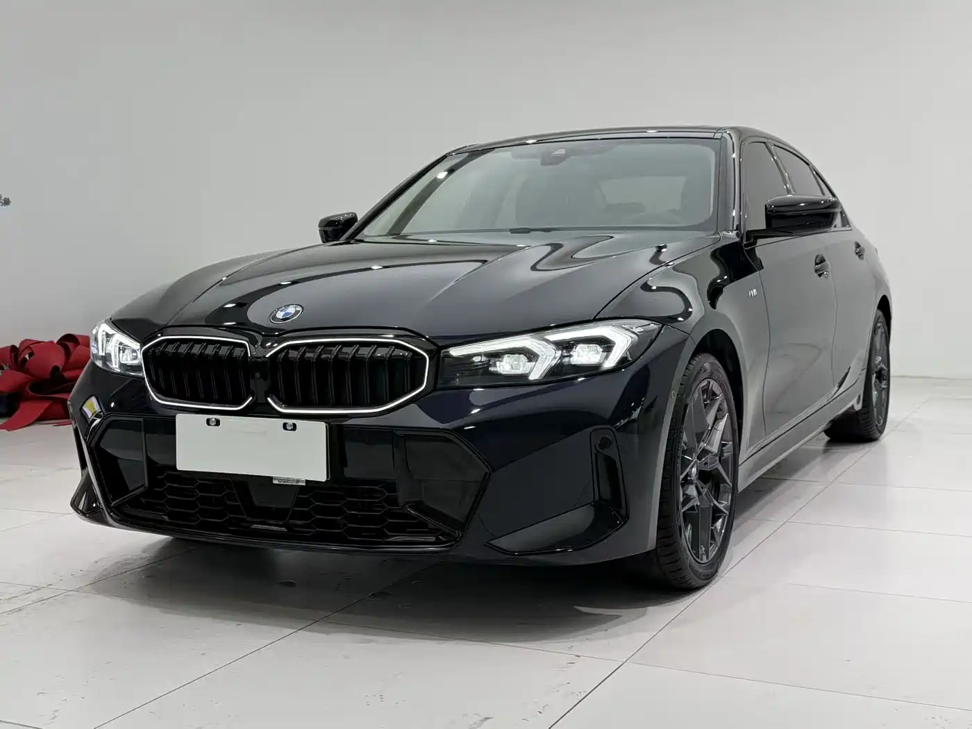 BMW 3 Series 2025 330Li M Sport Night Edition