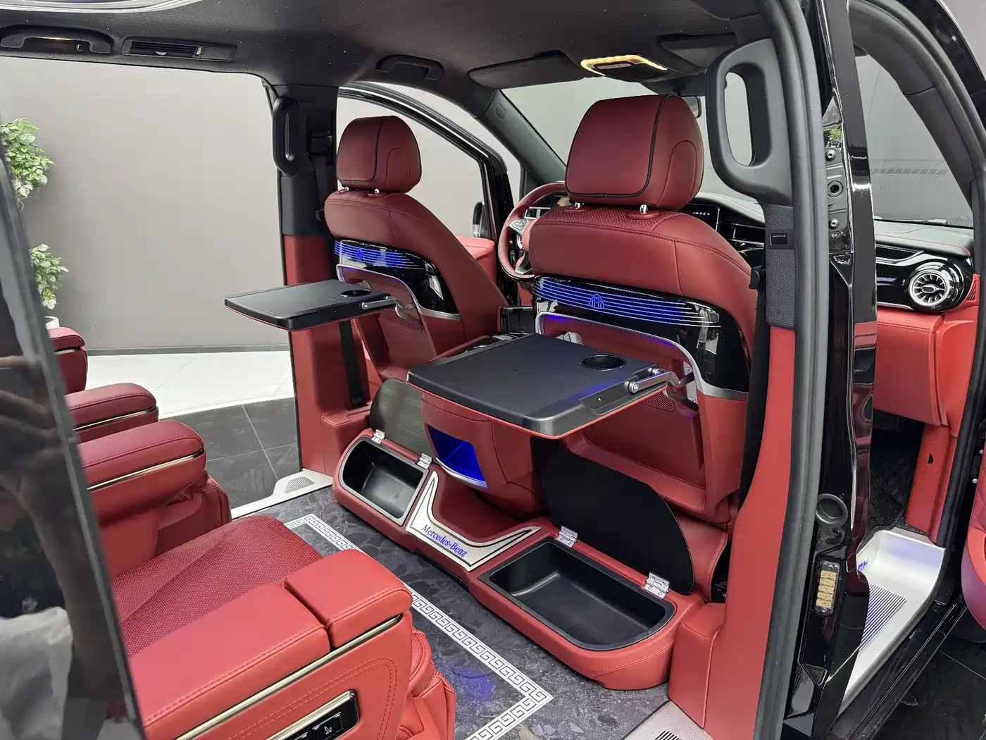 Mercedes-Benz Vito 2018 2.0T Business Edition China VI фото 5