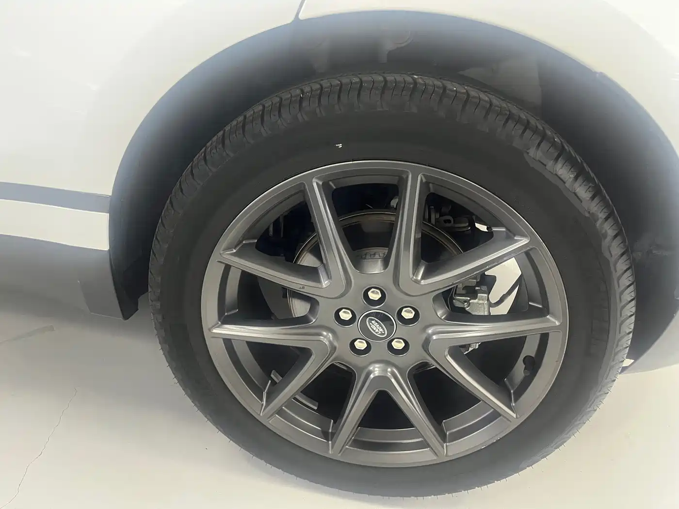 Land Rover Range Rover Velar 2024 Dynamic HSE фото 13