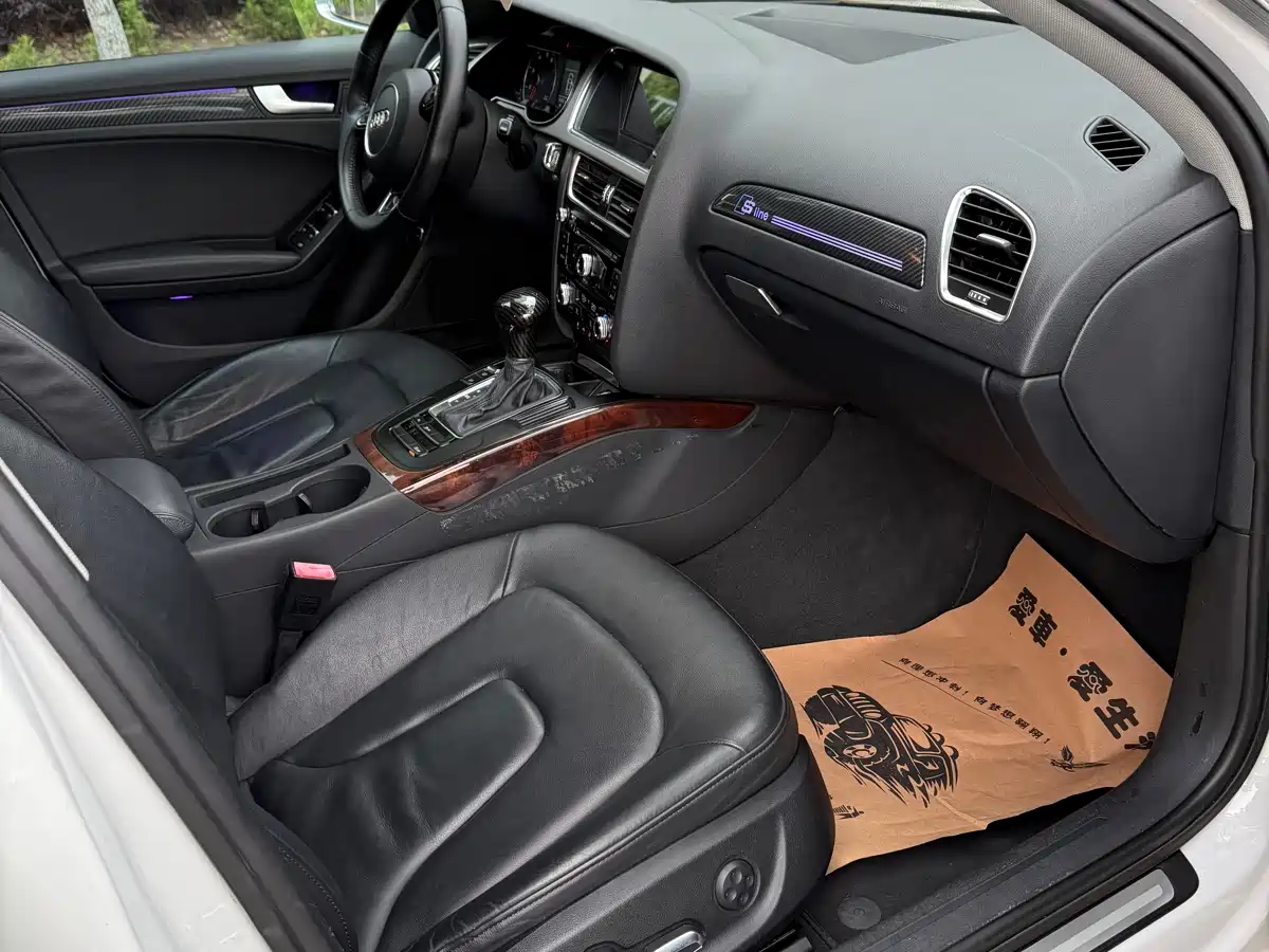 Audi A4L 2015 35 TFSI Auto Comfort фото 11