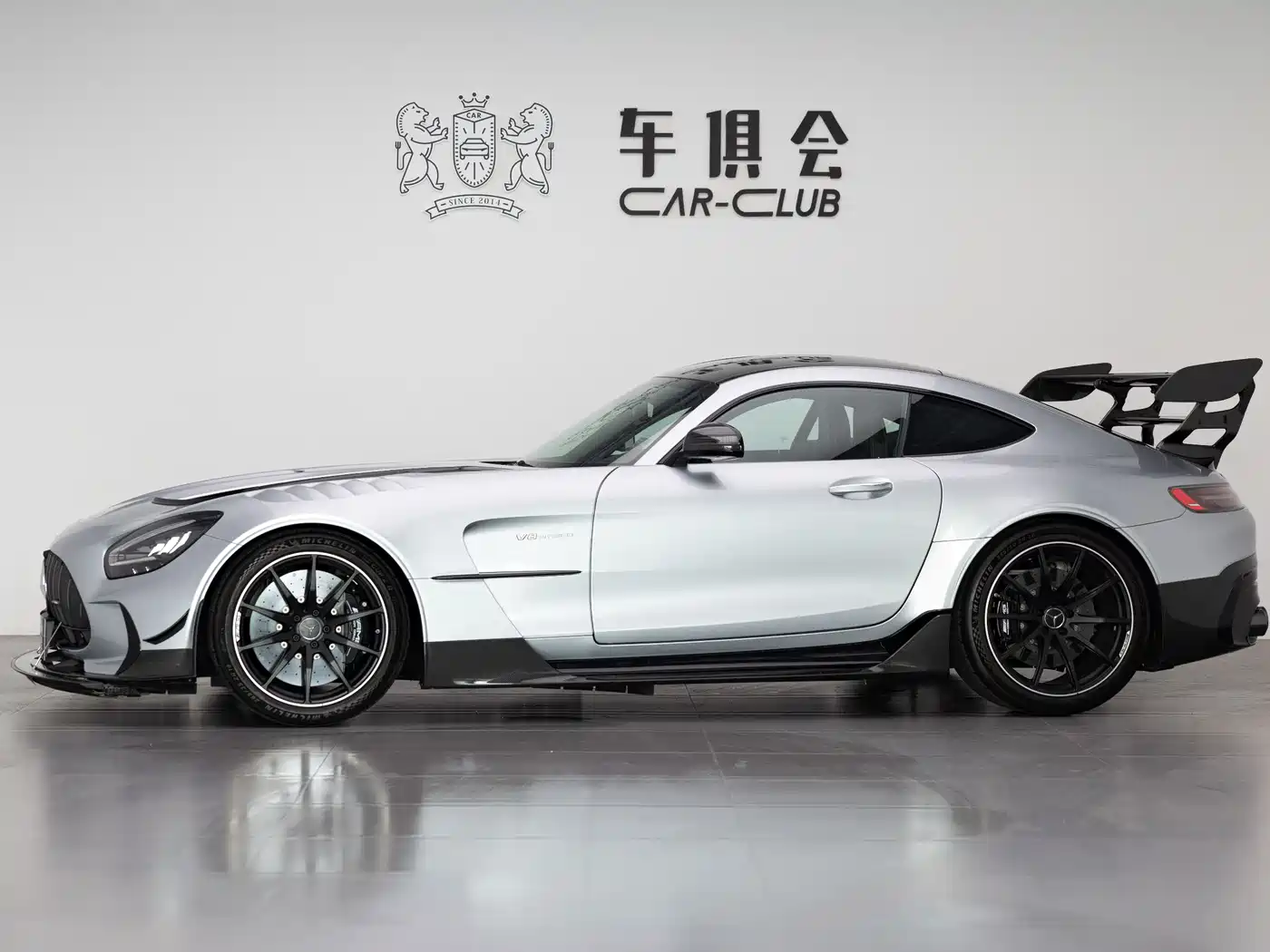 MERCEDES-BENZ AMG GT