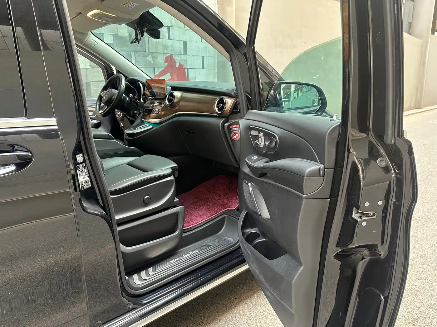 Mercedes-Benz V-Class 2022 V 260 L Long Wheelbase Luxury Edition фото 8