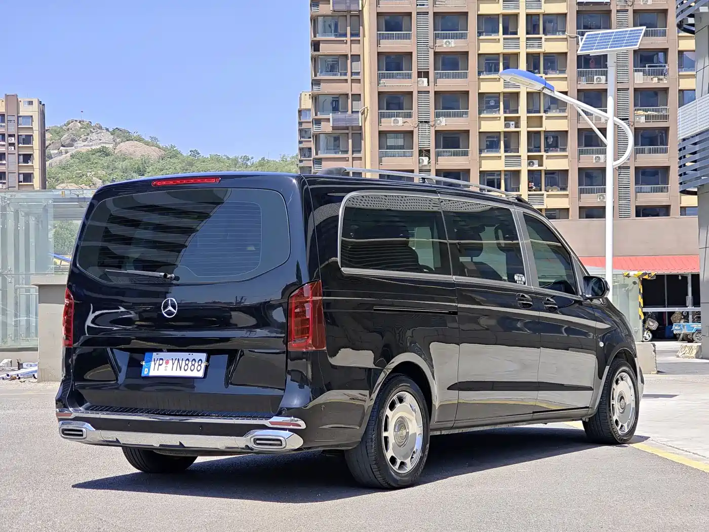 Mercedes-Benz Vito 2023 2.0T Elite 7-Seater фото 7