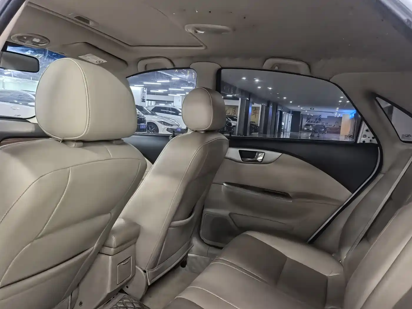 Buick Excelle 2013 1.5L Automatic Exclusive фото 8