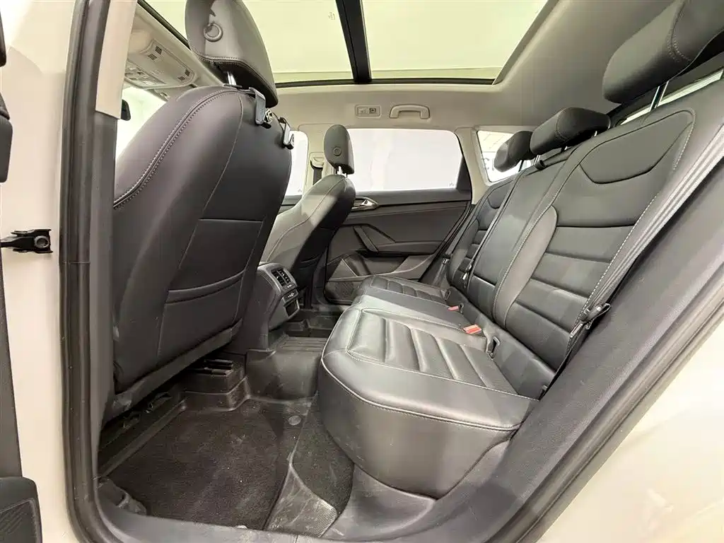 Volkswagen Tharu 2022 280TSI FWD Luxury Edition фото 13