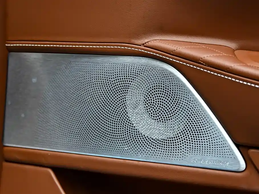 BMW 7 Series 2019 Facelift 740Li xDrive Executive M Sport Package фото 32