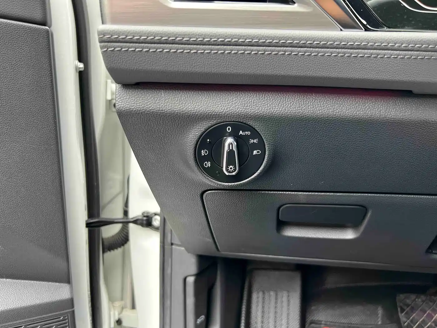 Volkswagen Sagitar 2021 280TSI DSG Comfort Smart Connect Edition фото 17