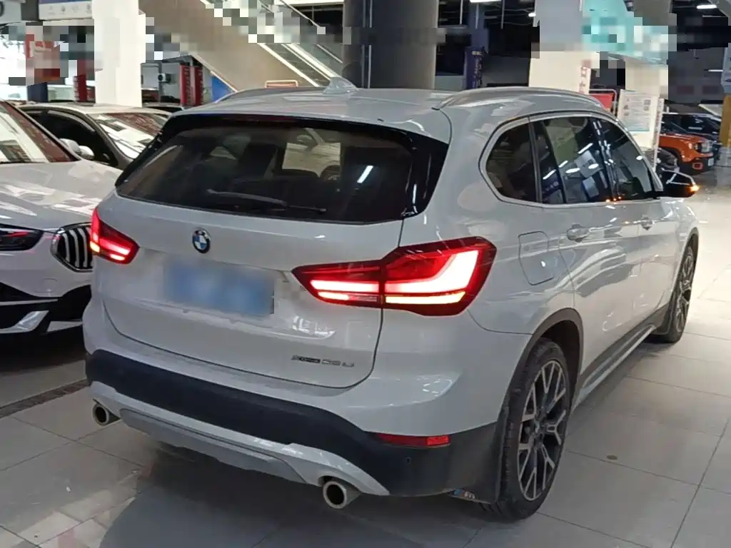 Photo 7 - BMW X1
