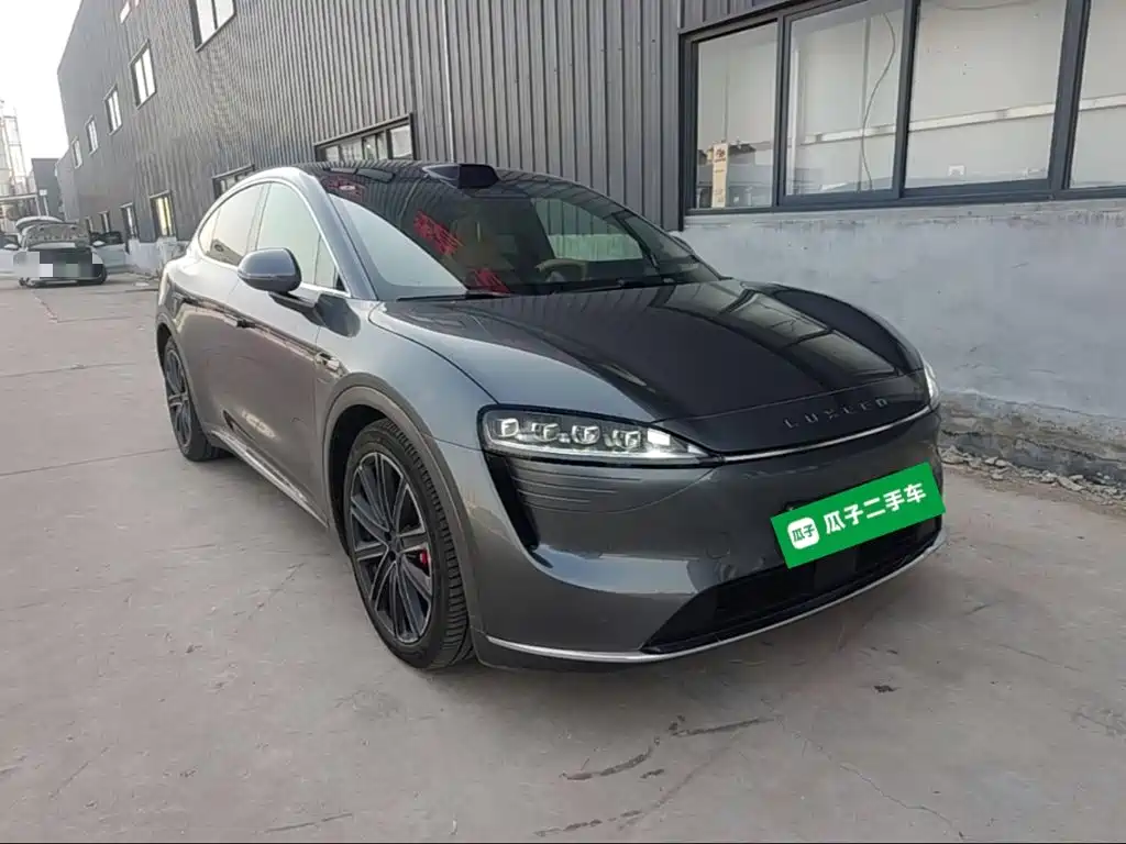 Фото 4 - Zhijie Luxeed R7