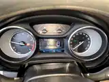 Photo 12 - Buick Verano