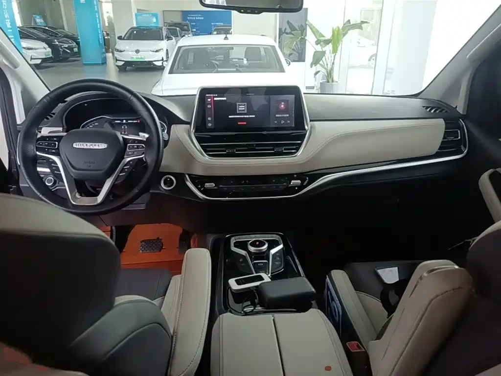 SAIC Maxus Maxus G20 2020 2.0T Gasoline Automatic Luxury Executive фото 13