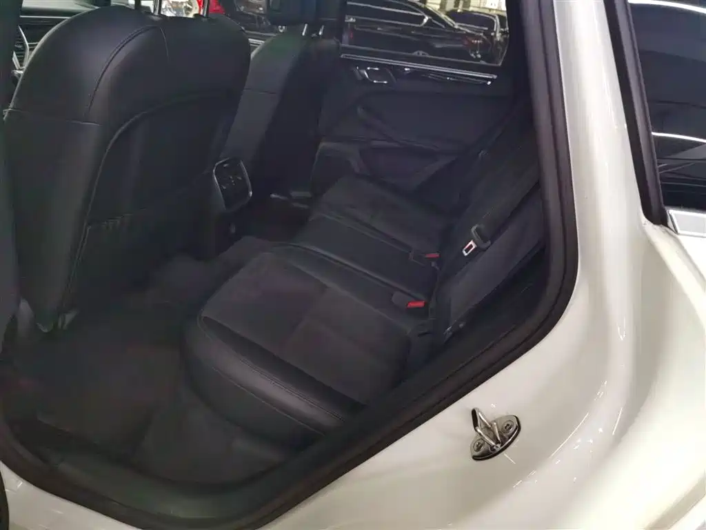 Porsche Macan 2017 Macan S 3.0T фото 17