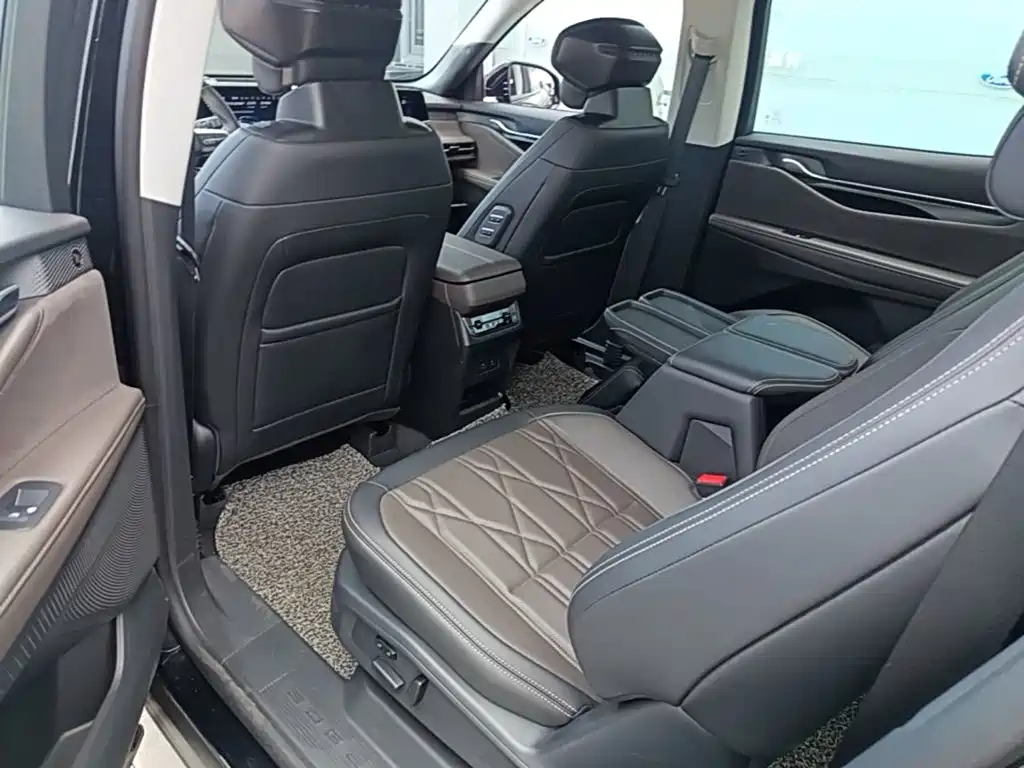 Ford Edge 2025 2025 Edge L 2.0T EcoBoost E Hybrid AWD 7-seater Premium