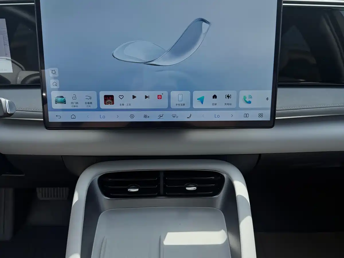BYD Sealion 06 New Energy 2025 DM-i 170 Pilot Pro Edition фото 12