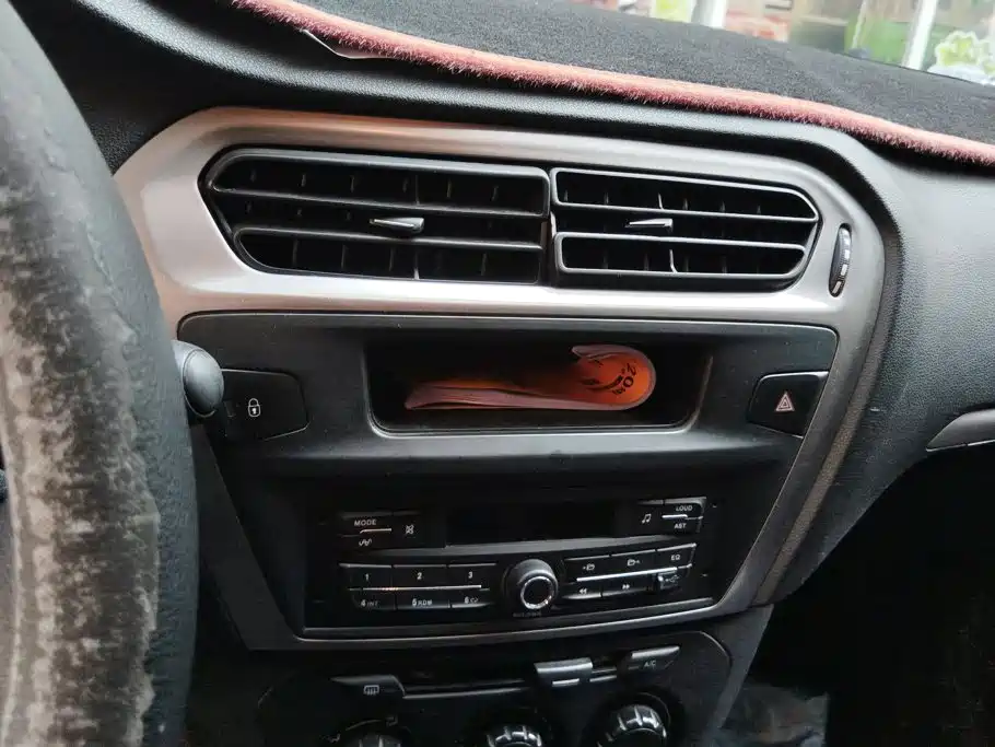 Peugeot 301 2016 2016 1.6L Manual Comfort Edition