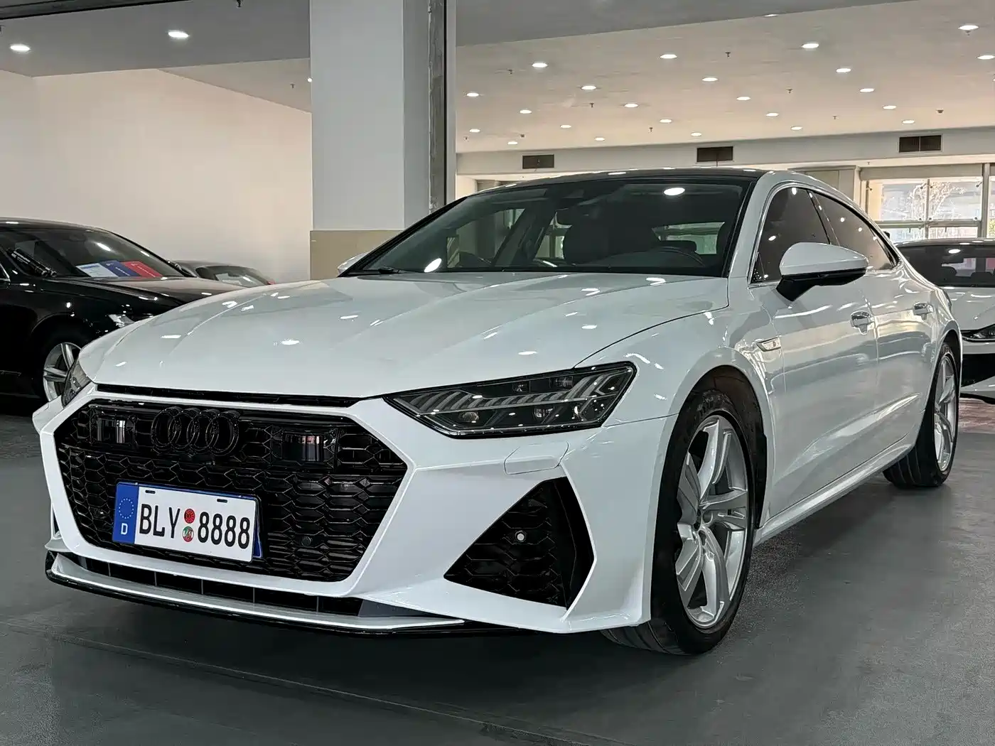 Audi A7L 2023 45 TFSI quattro S-line Black Warrior Edition