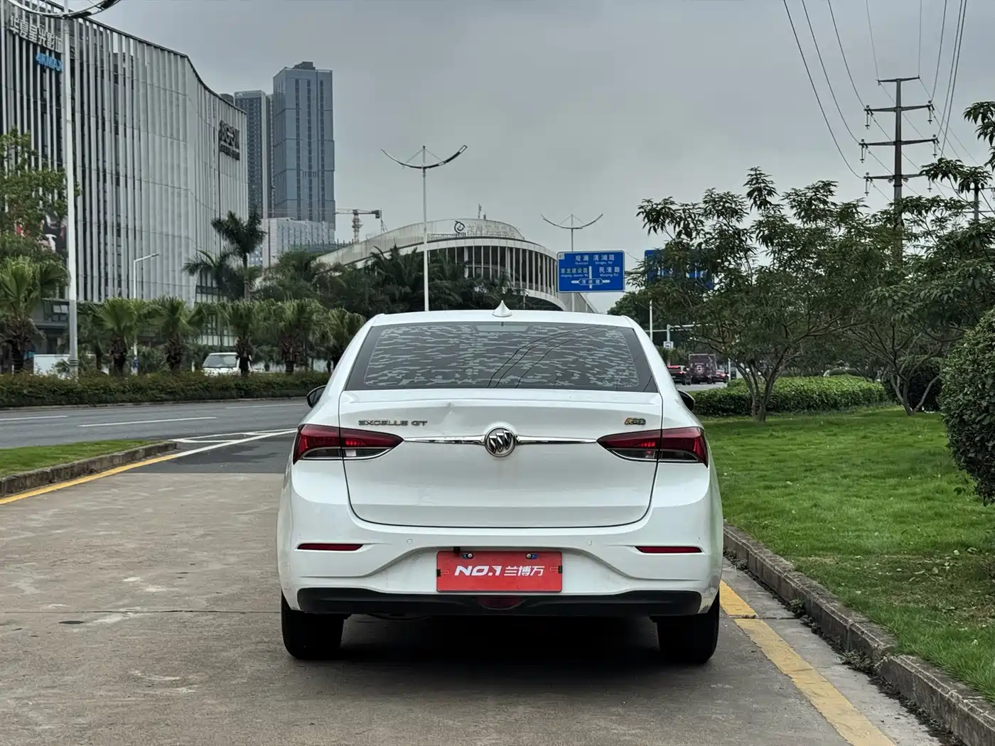 Buick Excelle 2018 15T DCT Progressive (China V) фото 8