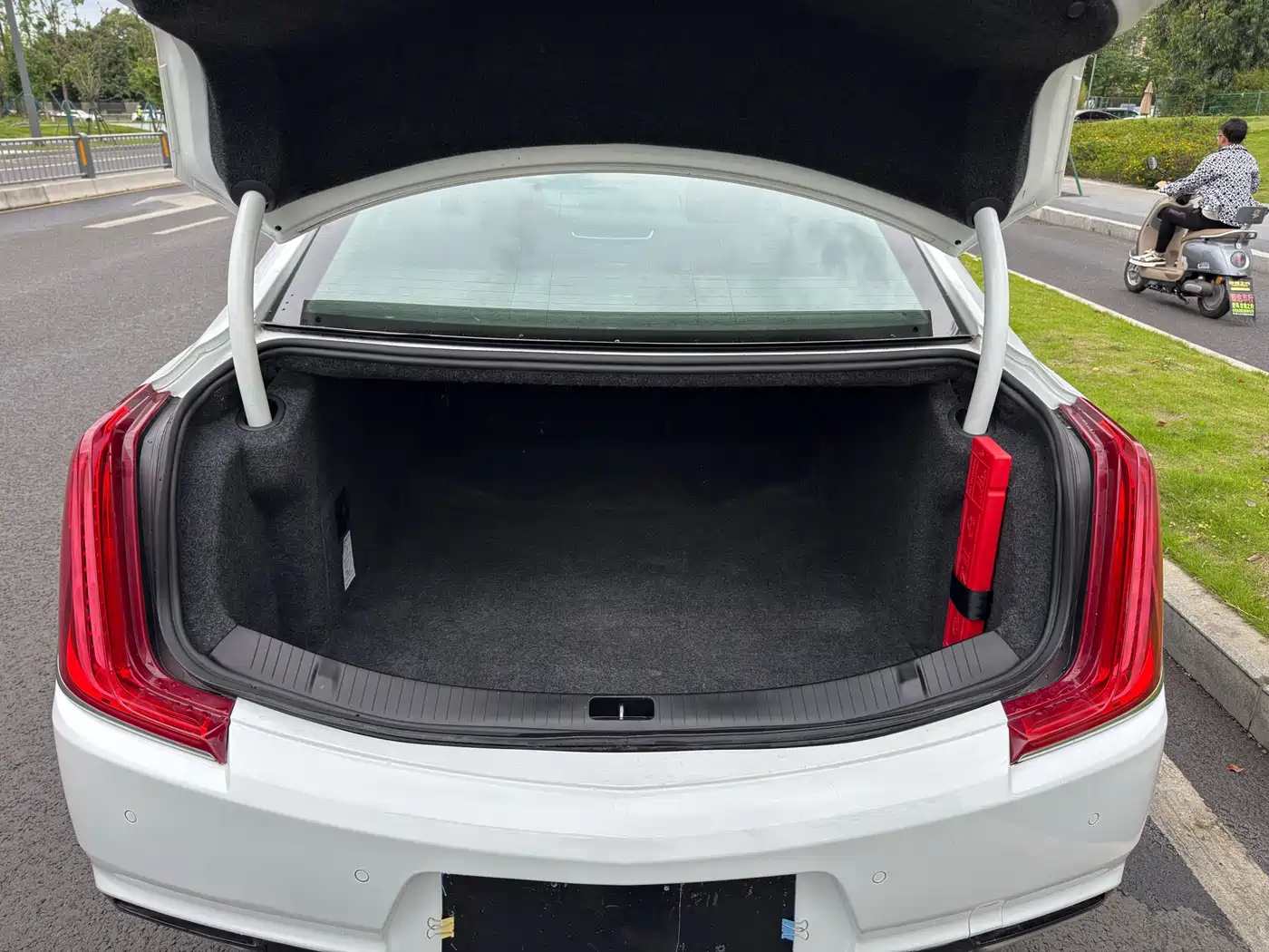 Cadillac XTS 2018 28T Elite фото 13