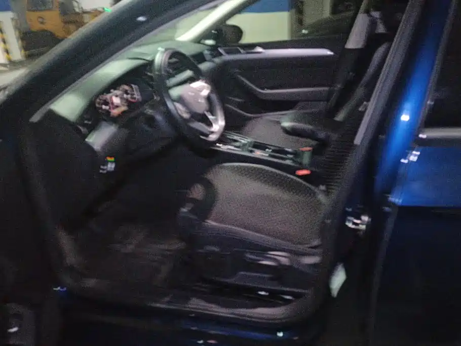 Volkswagen Weilan 2022 2021 2.0T Comfort Edition