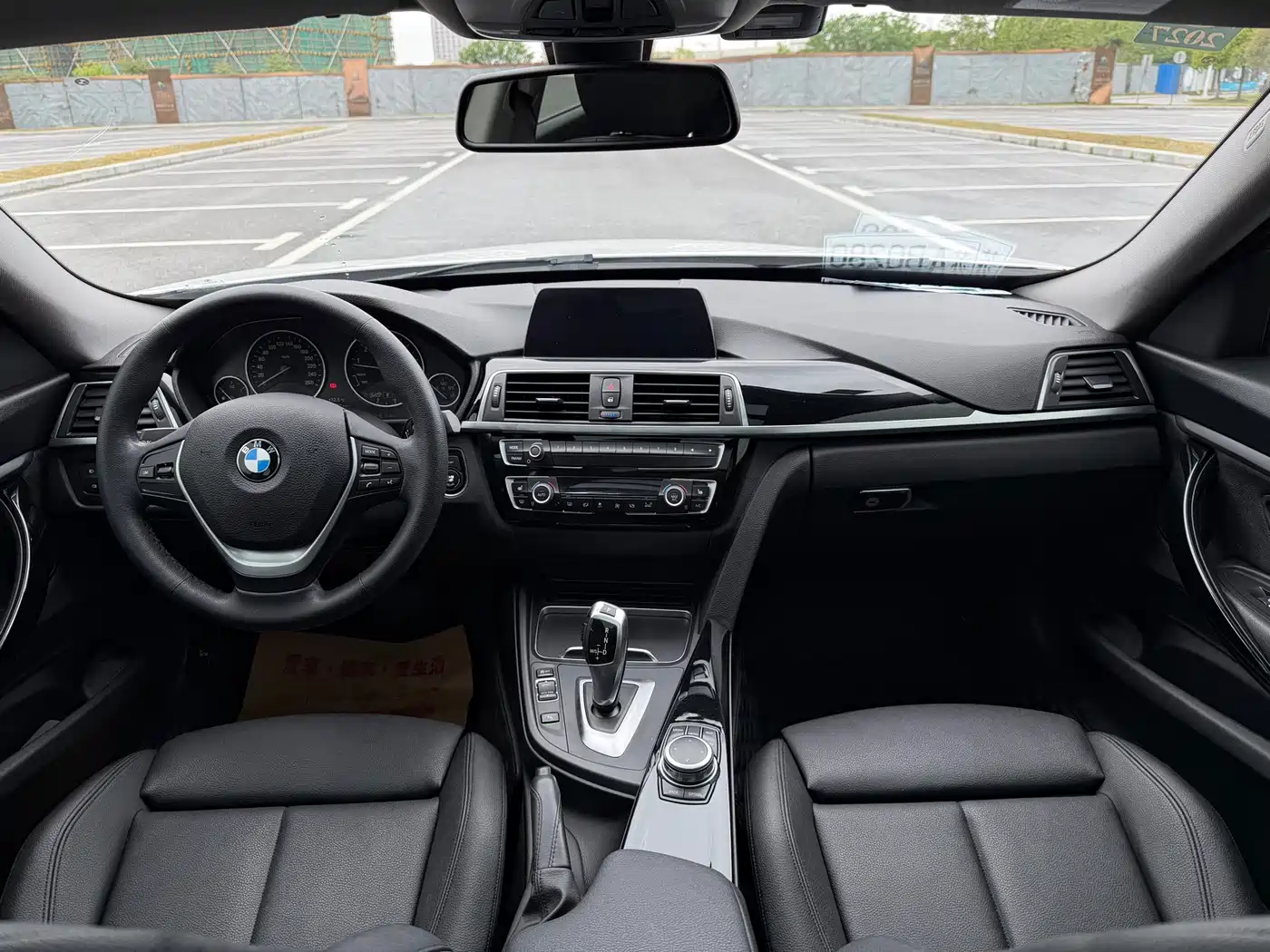 BMW 3 Series GT 2018 320i Fashion фото 13