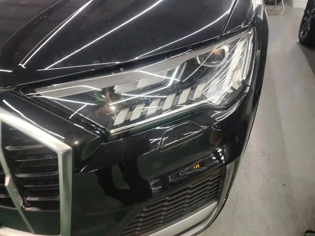 Audi Q7 2021 55 TFSI quattro S line Sport фото 24