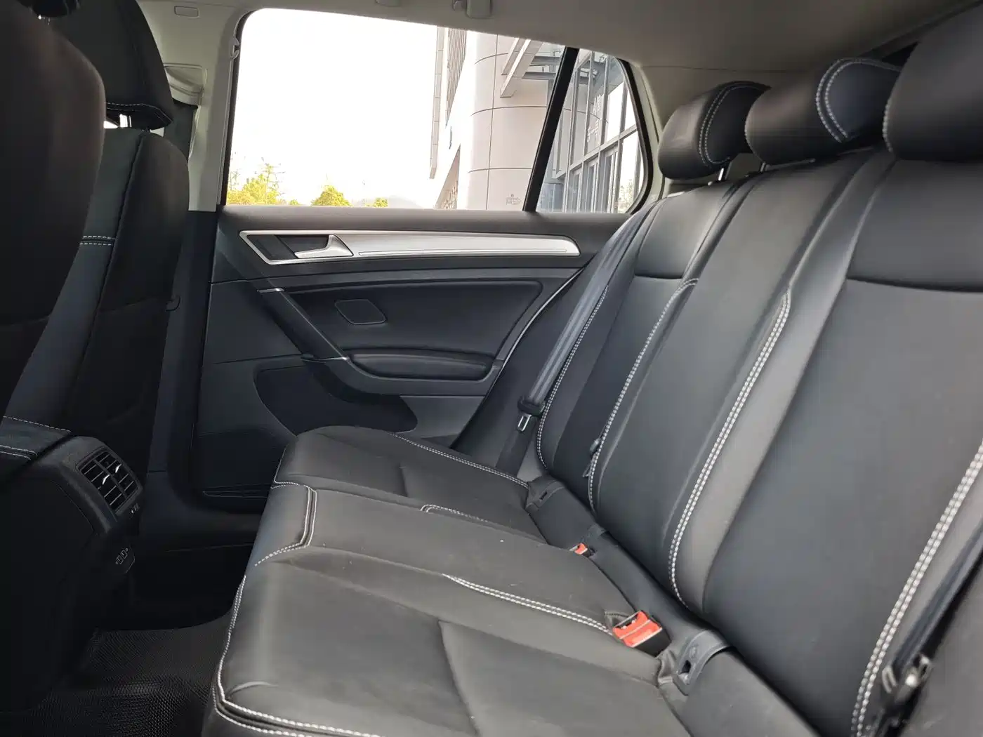 Volkswagen Golf 2019 200TSI DSG Comfort (China V) фото 9