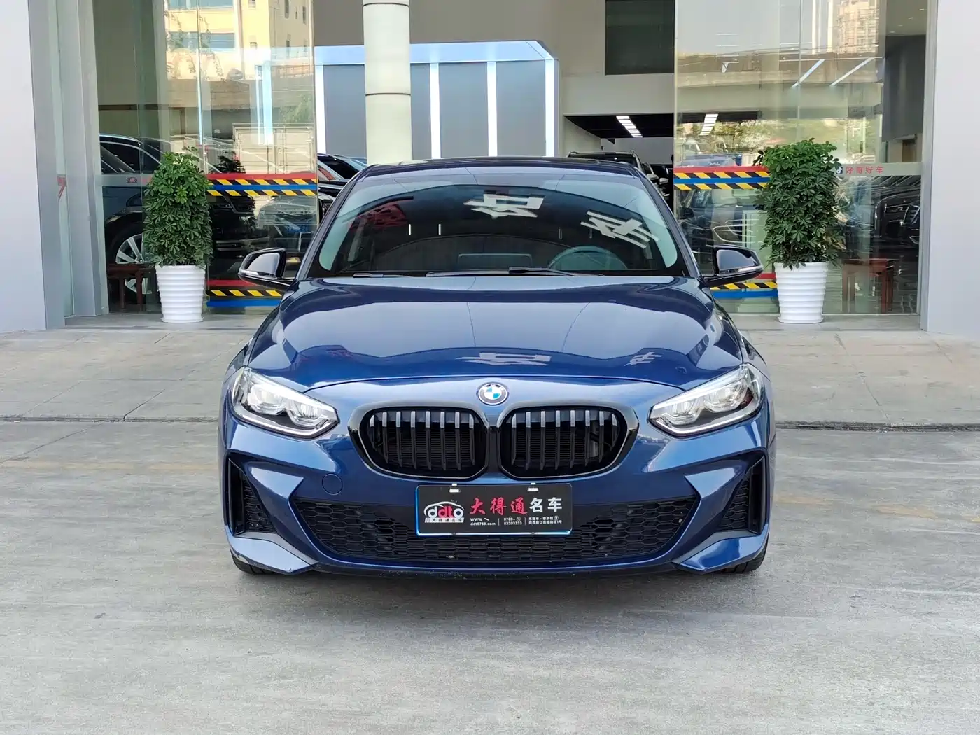 BMW 1 SERIES