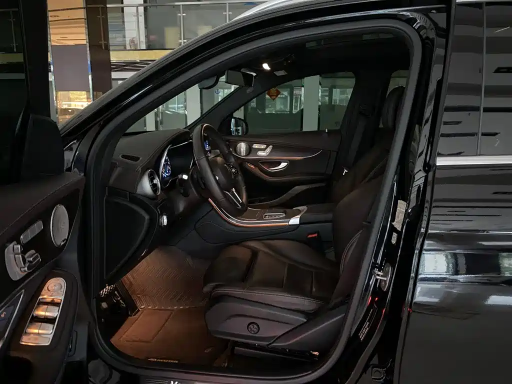 Mercedes-Benz GLC 2022 Model GLC 300 L 4MATIC Dynamic Edition фото 13
