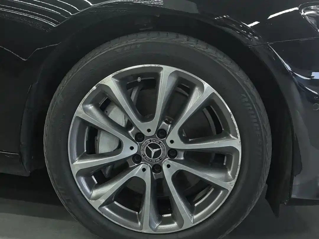 Mercedes-Benz E-Class 2019 E 300 L Luxury фото 7