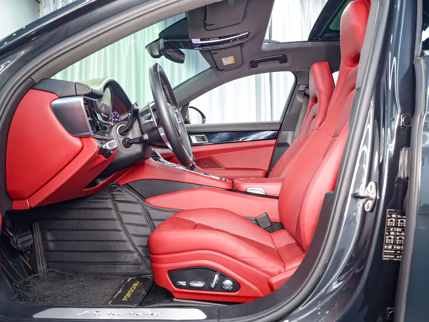 Porsche Panamera 2019 Panamera Executive Long Wheelbase 2.9T фото 6