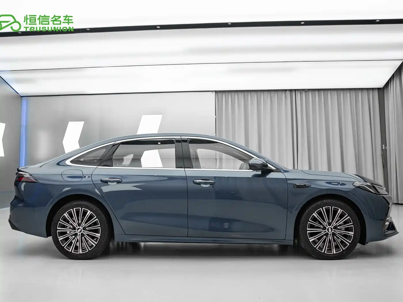 Geely Galaxy Galaxy A7 2025 EM-i фото 10