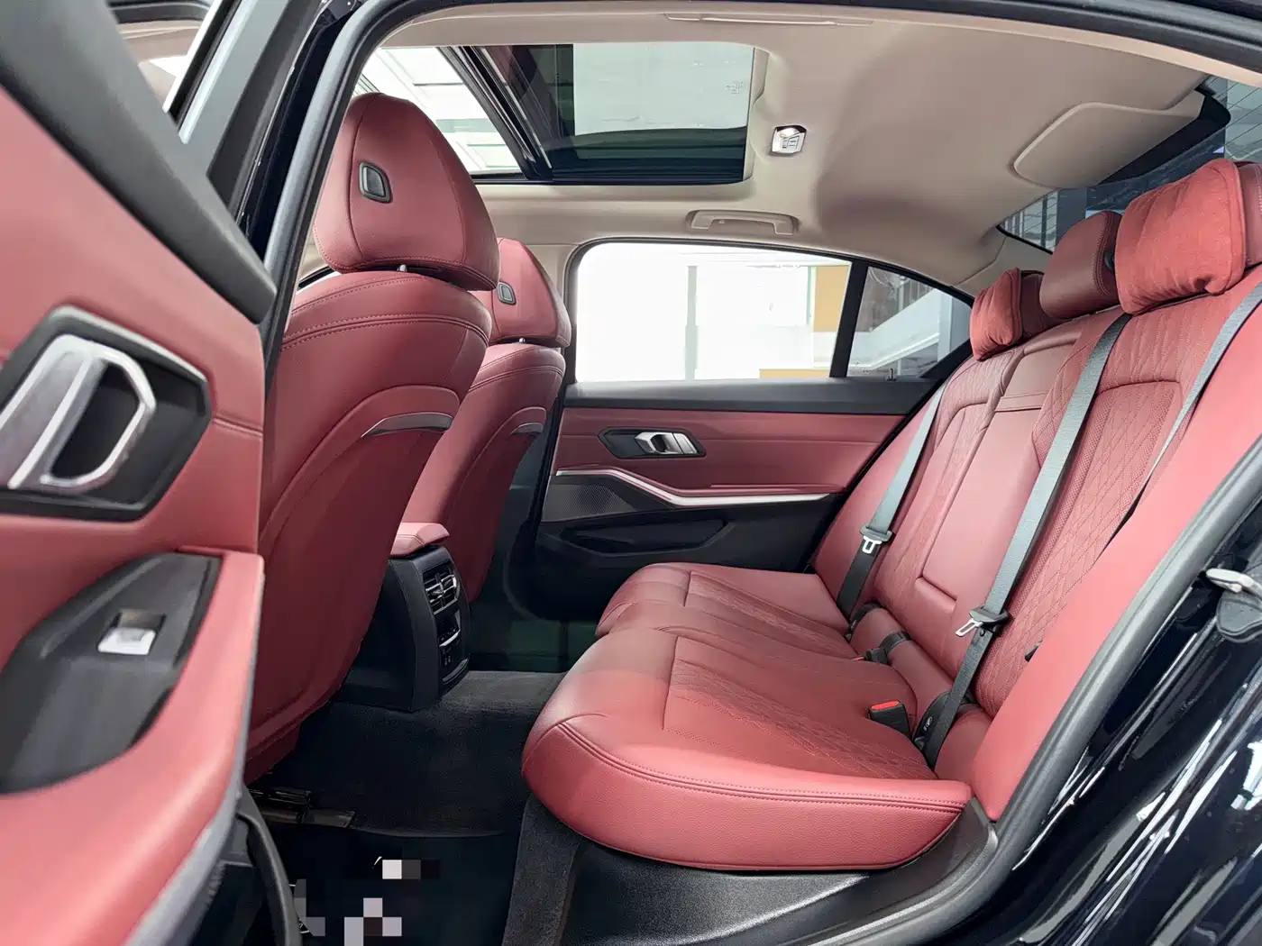BMW i3 2024 eDrive 40 L Night Sport Package фото 5