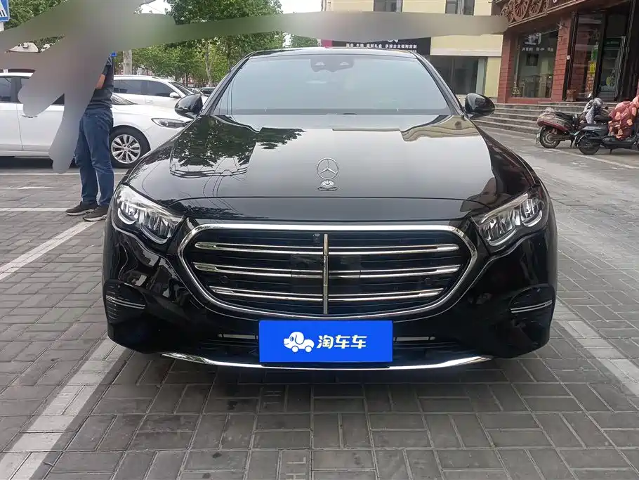 Mercedes-Benz E-Class 2024 E 300 L Fashion фото 2