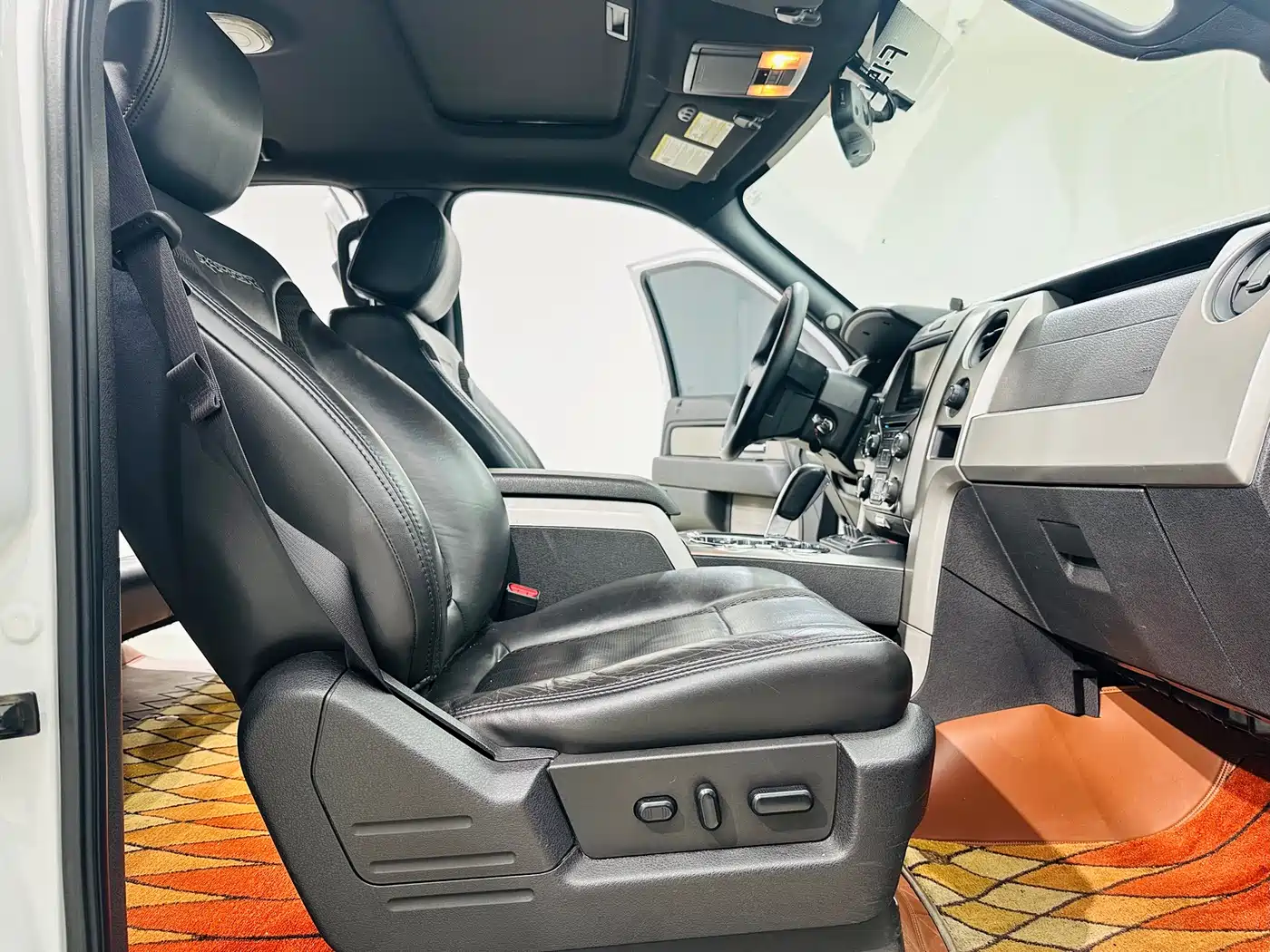 Ford F-150 Raptor 2014 6.2L US Version фото 9