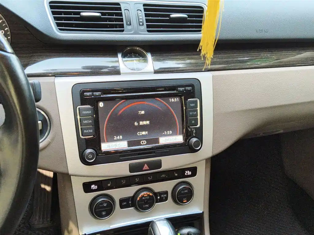 Volkswagen Magotan 2013 1.8TSI Premium фото 6