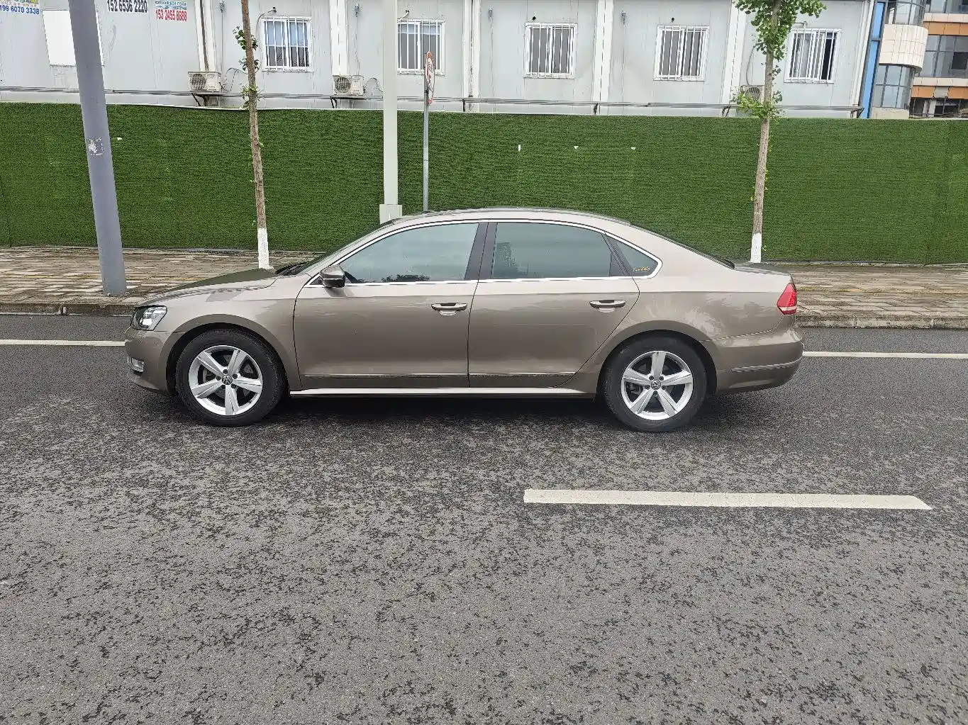 Volkswagen Passat 2011 1.8TSI DSG Supreme Edition фото 3