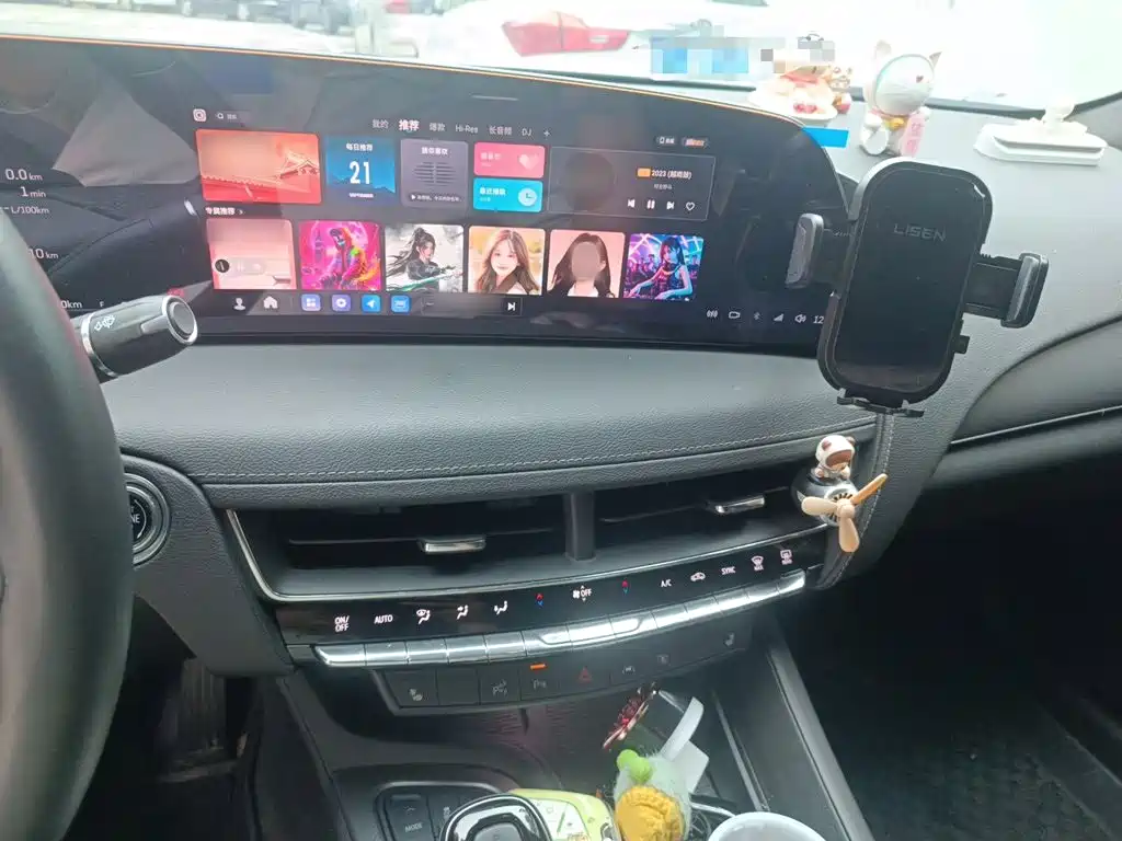 Cadillac CT5 2025 2025 Model 28T Urban Sport Edition