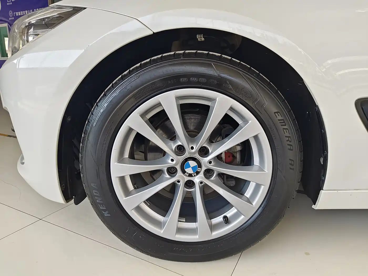 BMW 3 Series GT 2016 320i Fashion Style фото 18