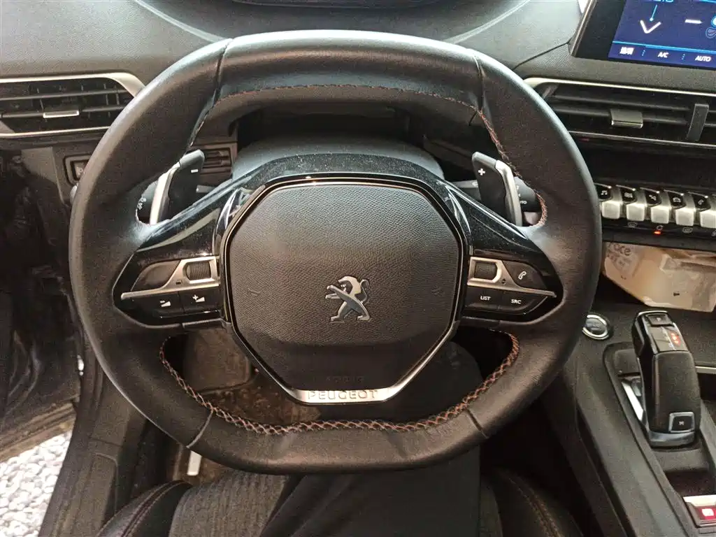 Peugeot 5008 2017 350THP 5-Seat Elite Edition фото 3