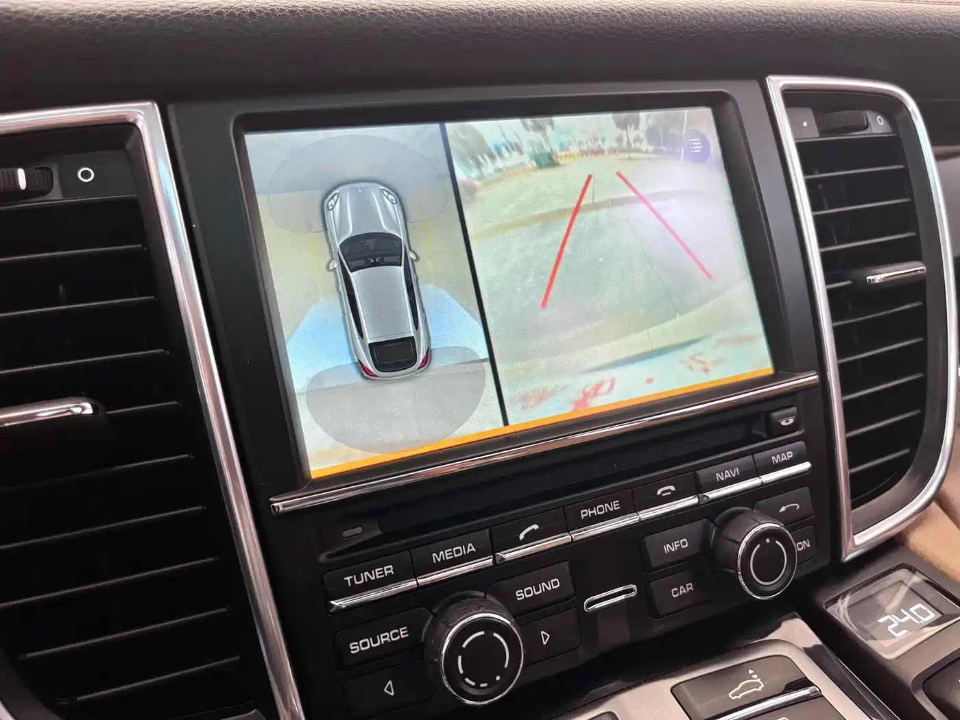 Porsche Panamera 2016 Panamera Edition 3.0T фото 10