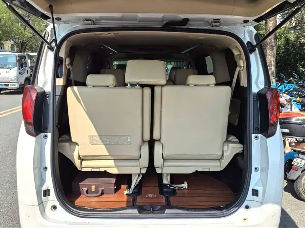 Toyota Alphard 2015 3.5L Premium Edition фото 5