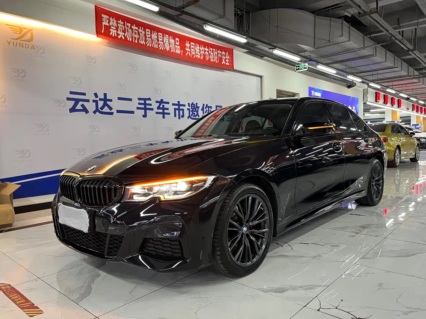 BMW 3 Series 2022 Facelift 325Li M Sport Shadow Edition фото 2
