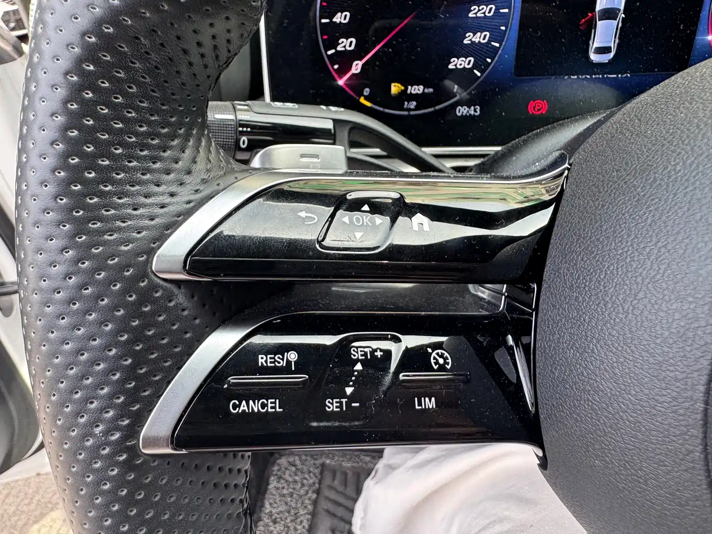 Mercedes-Benz C-Class 2022 Facelift C 200 L Sport фото 17