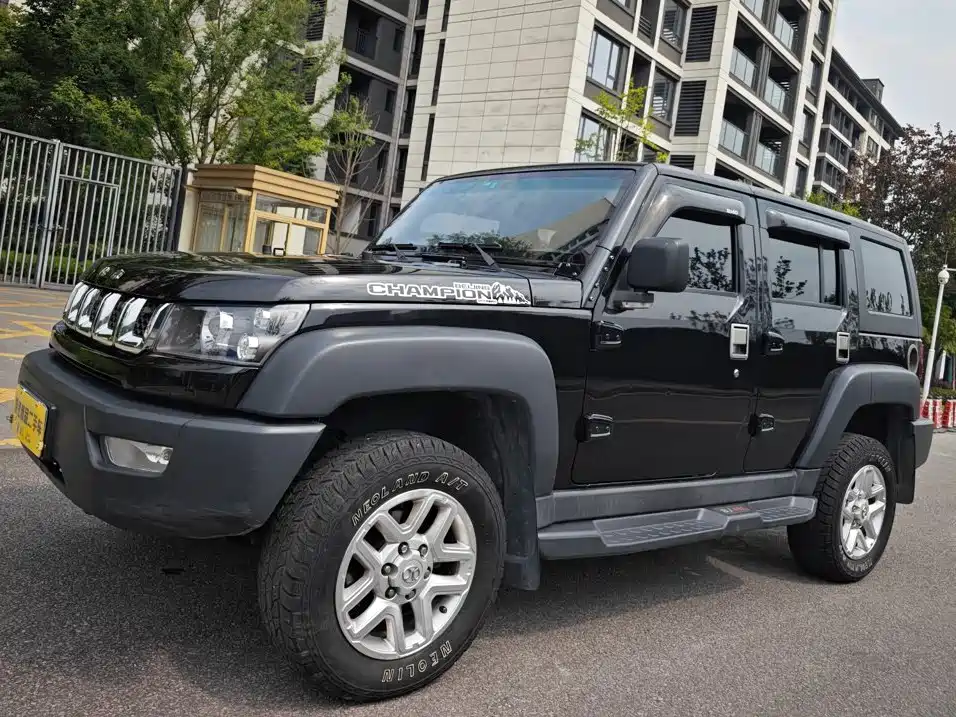 BAIC ORV Beijing Offroad BJ40 2017 2016 Model 40L 2.0T Manual 4WD Premium